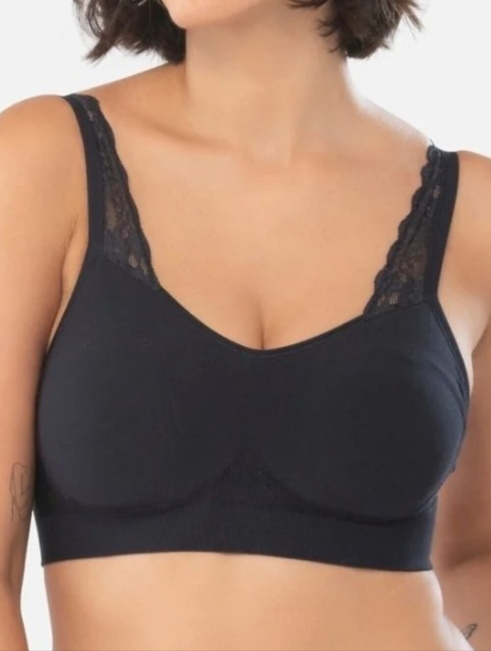 Underoutfit 445 The Comfort Bra (Lace Straps)